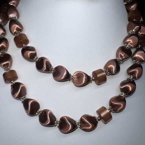 Vintage Signed Japan Iridescent Beads Double Strand Necklace - Picture 14 of 15